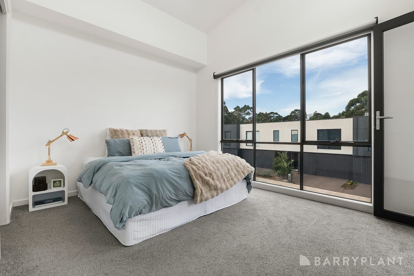18 Savoy Grove, Cranbourne North, VIC 3977, Cranbourne North - Thumbnail 7