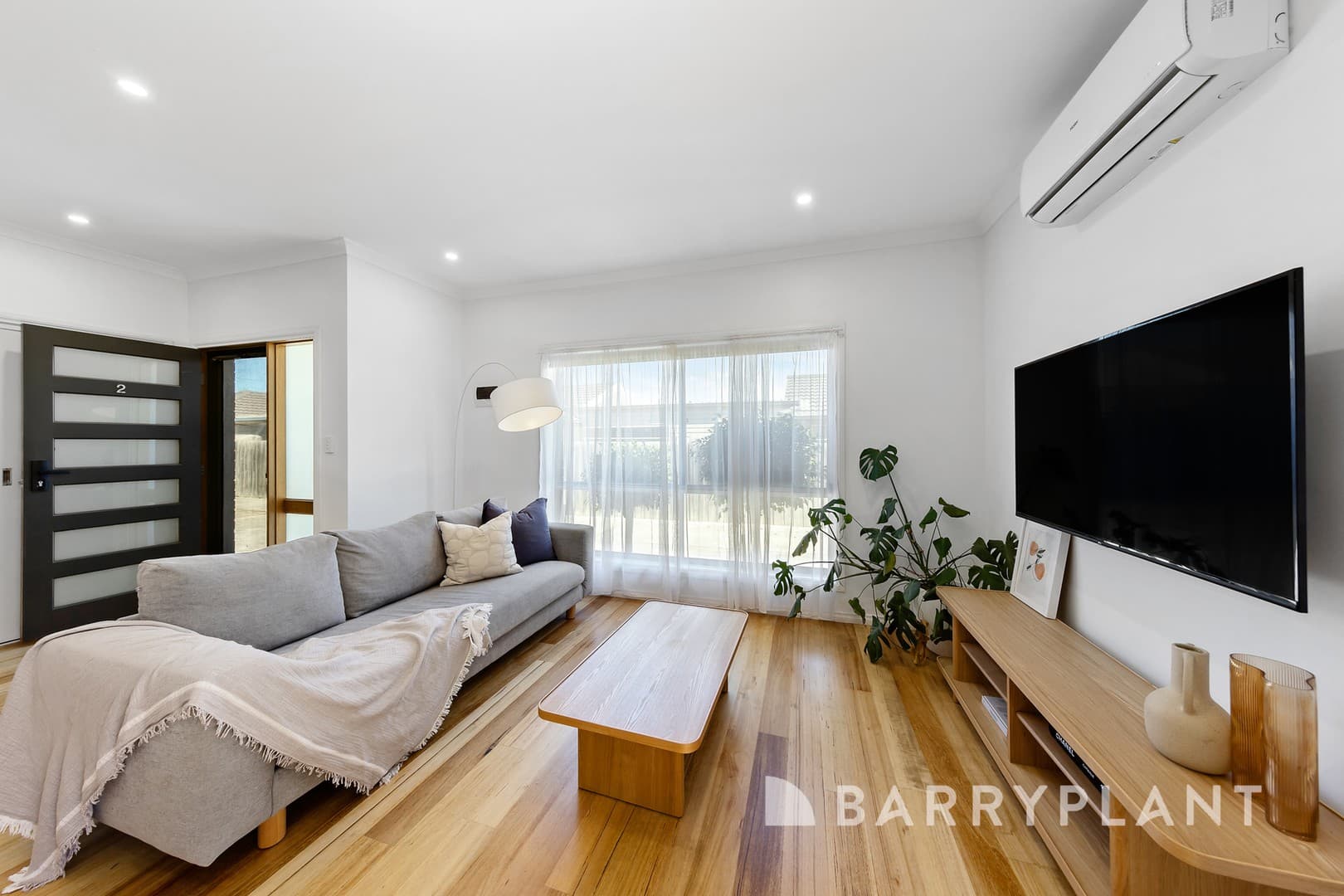 2/39 Glendenning Street, St Albans, VIC 3021, St Albans - Thumbnail 2