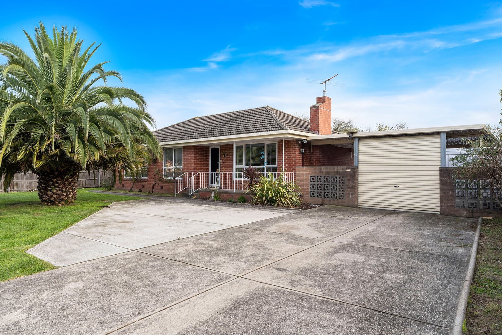 33 Second Avenue, Craigieburn, VIC 3064, Craigieburn - Thumbnail 2