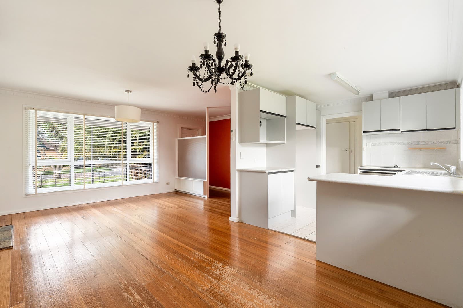 33 Second Avenue, Craigieburn, VIC 3064, Craigieburn - Thumbnail 4