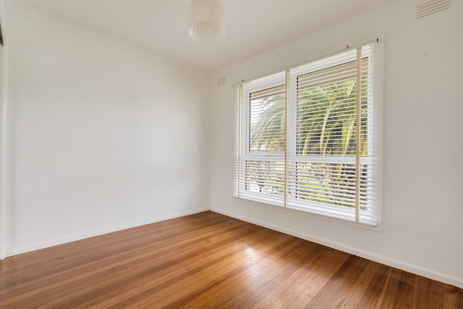 33 Second Avenue, Craigieburn, VIC 3064, Craigieburn - Thumbnail 6