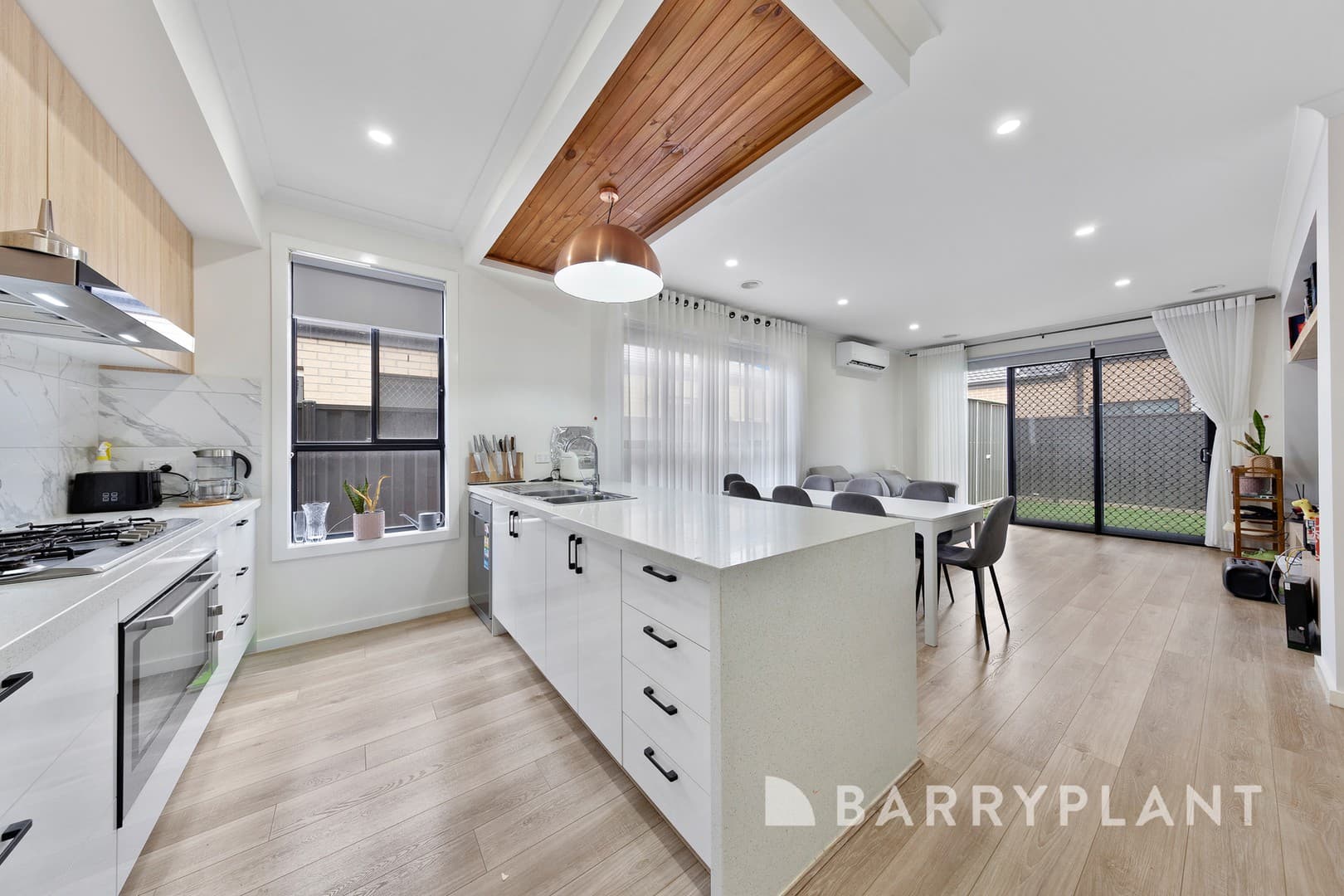 27 Voyager Boulevard, Tarneit, VIC 3029, Tarneit - Thumbnail 4
