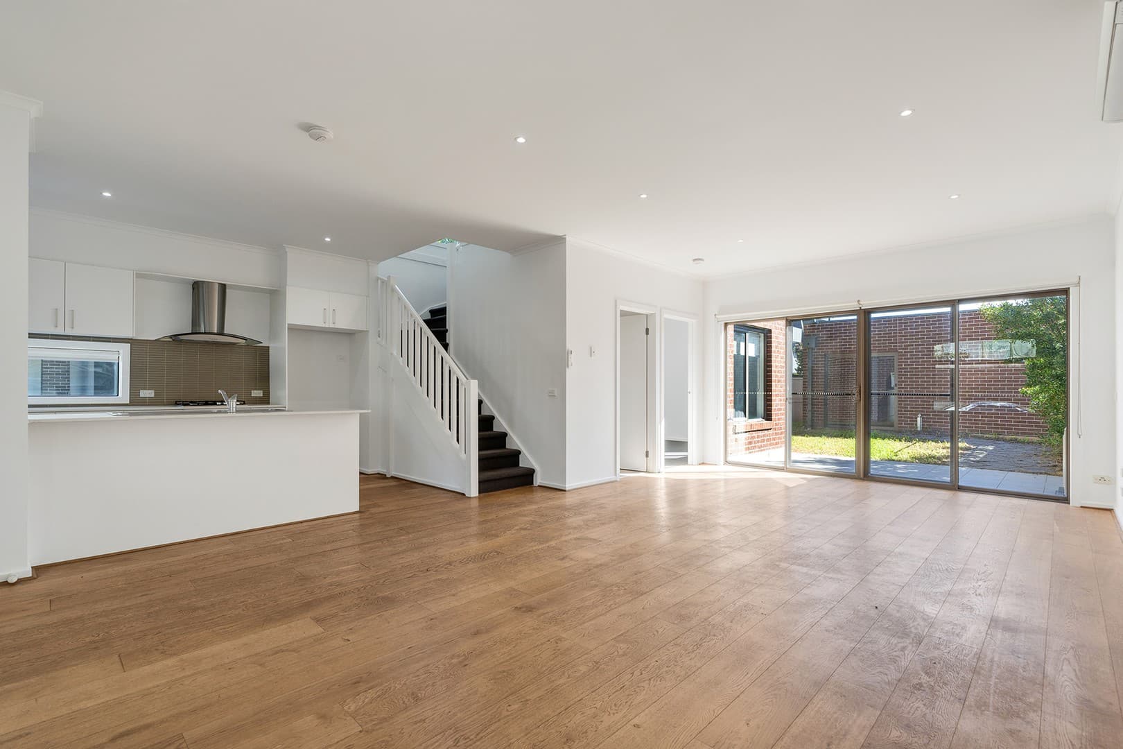 62 Grattan Cove, Craigieburn, VIC 3064, Craigieburn - Thumbnail 5