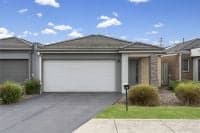 26 Woodright Circuit, Cranbourne VIC, Cranbourne - Image 1