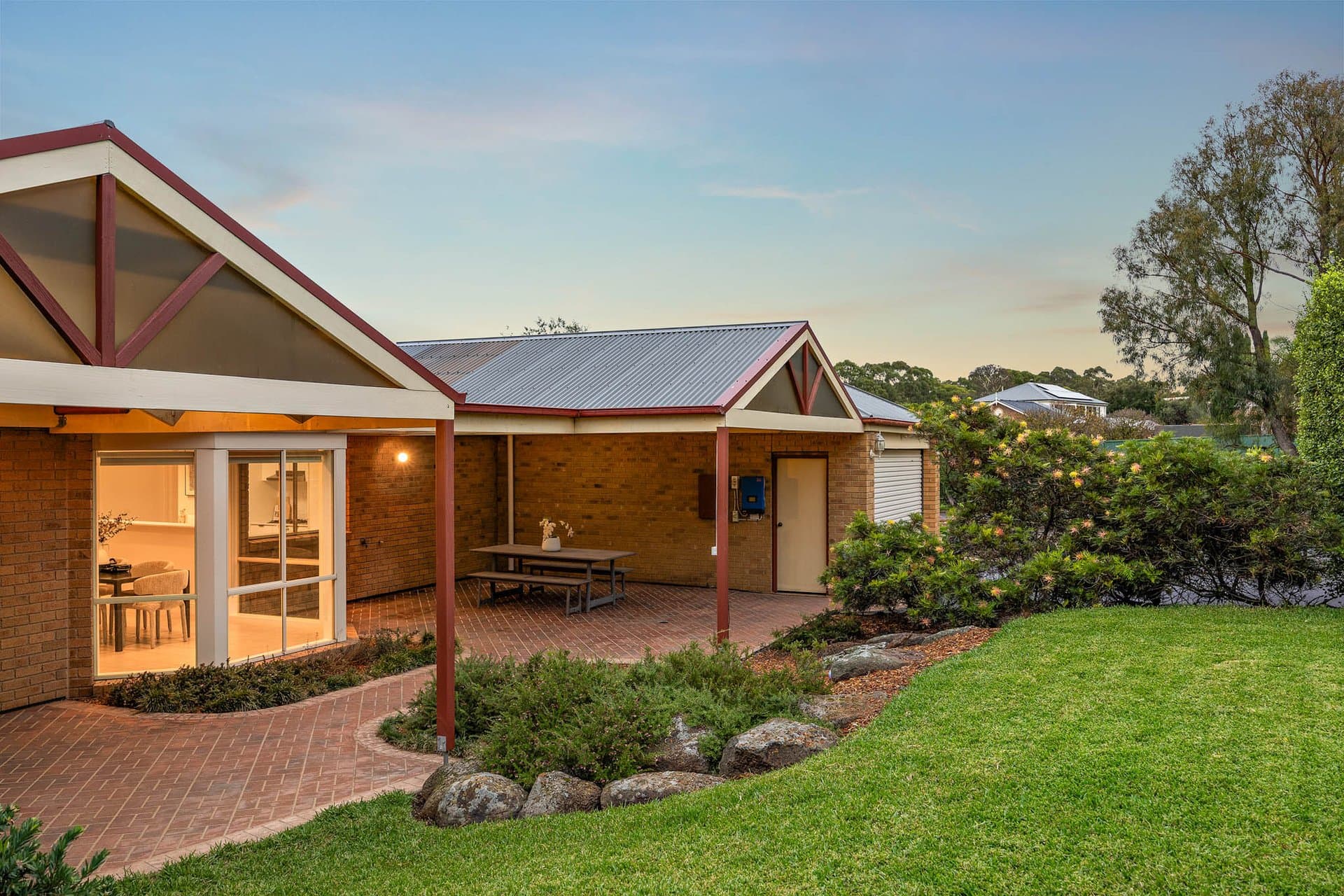 2 Marshall Close, Sunbury - Thumbnail 3