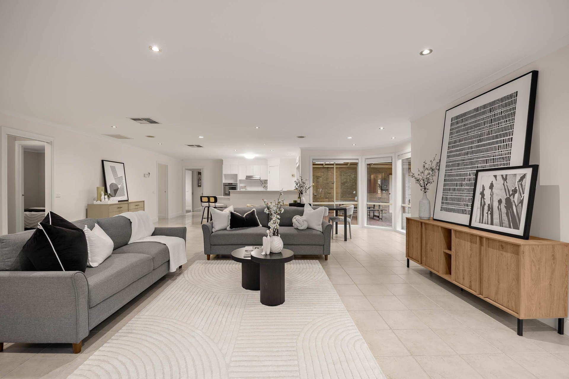 2 Marshall Close, Sunbury - Thumbnail 5