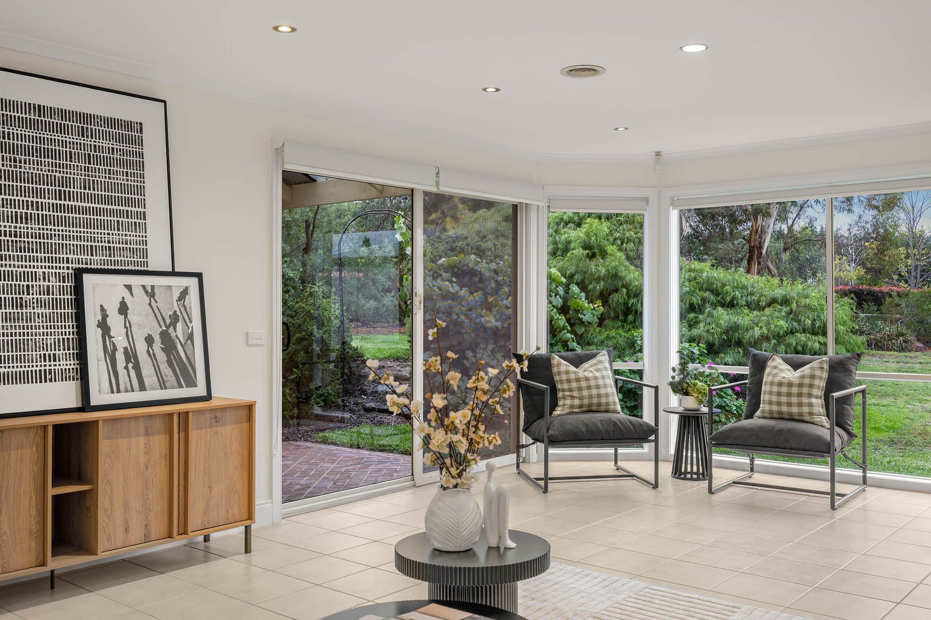 2 Marshall Close, Sunbury - Thumbnail 6