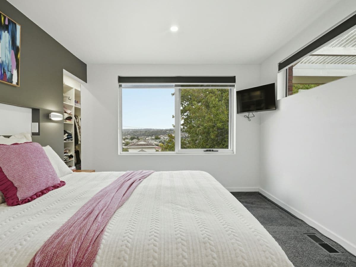 24 Kerran Crescent, SOUTH LAUNCESTON, South Launceston - Thumbnail 5