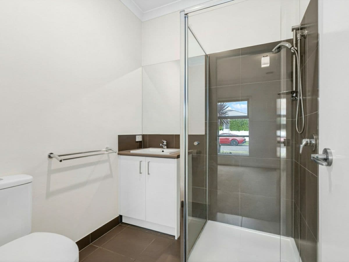 49 Killarney Avenue, GROVEDALE, Grovedale - Thumbnail 6