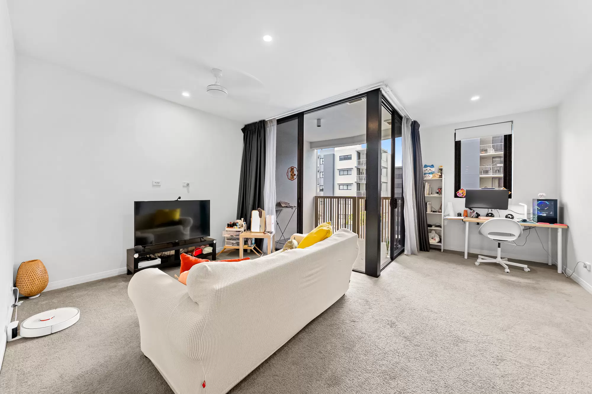 2405/3 Gibbon Street, Woolloongabba, Woolloongabba - Thumbnail 2