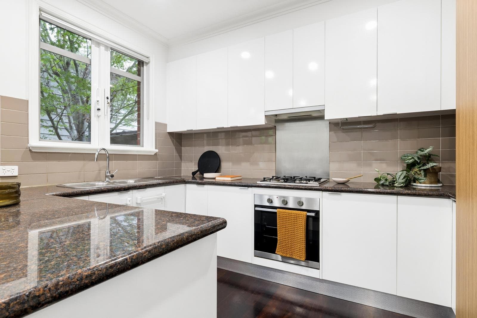 2/15 Flemington Street, Travancore VIC 3032, Travancore - Thumbnail 8
