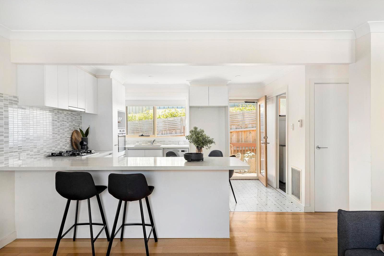 10/23 Wilfred Road, Ivanhoe East VIC 3079, Ivanhoe East - Thumbnail 3