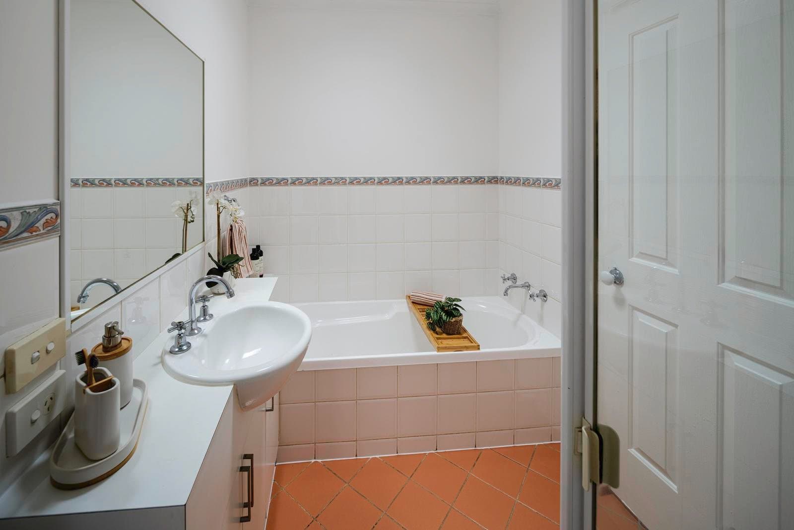 2/40 Dundee Street, Reservoir VIC 3073, Reservoir - Thumbnail 6