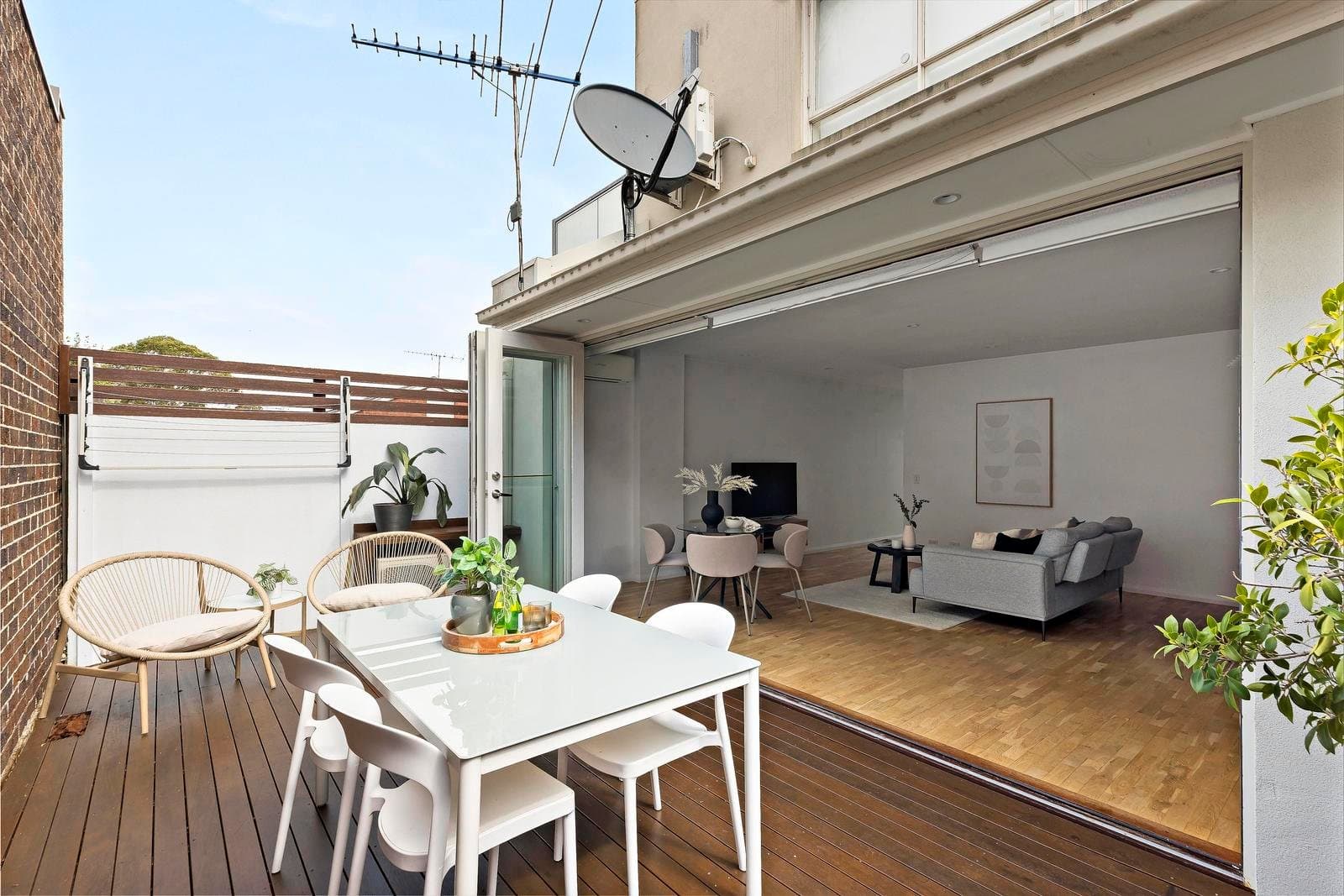 10/26 Livingstone Street, Ivanhoe VIC 3079, Ivanhoe - Thumbnail 2