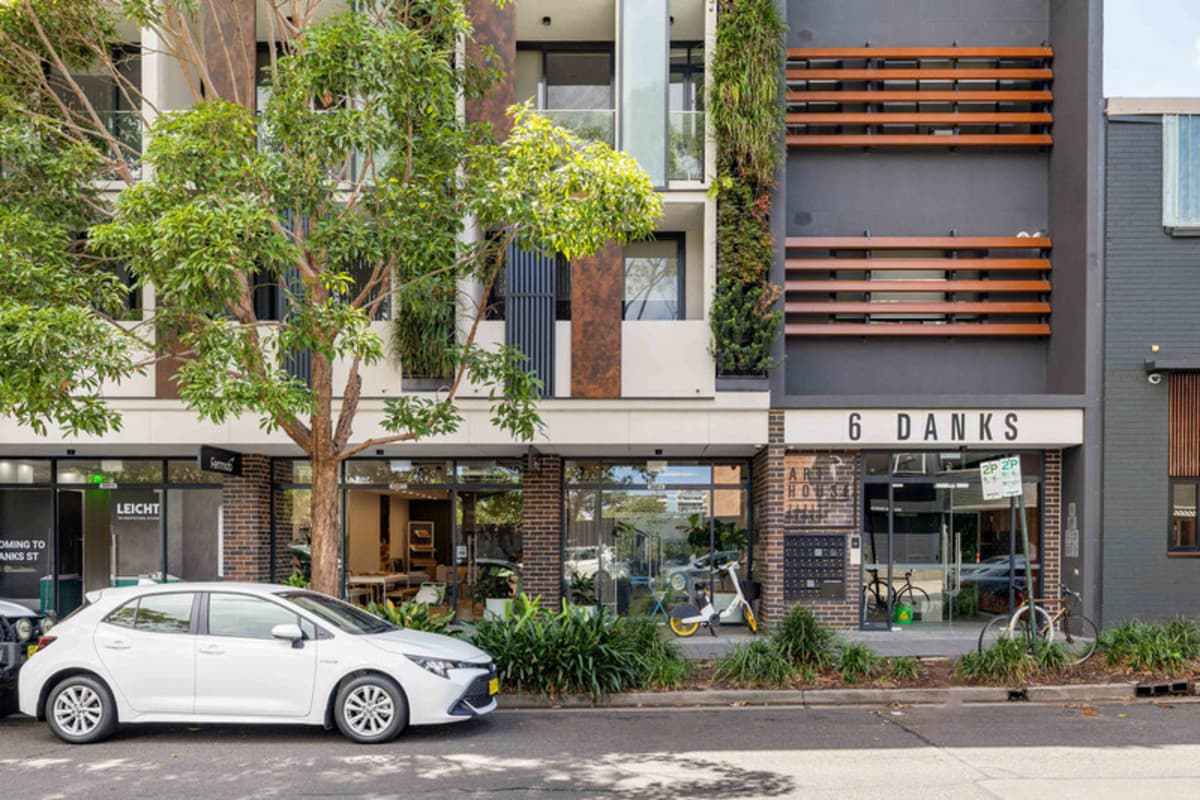 35/6 Danks Street, Waterloo - Image 1