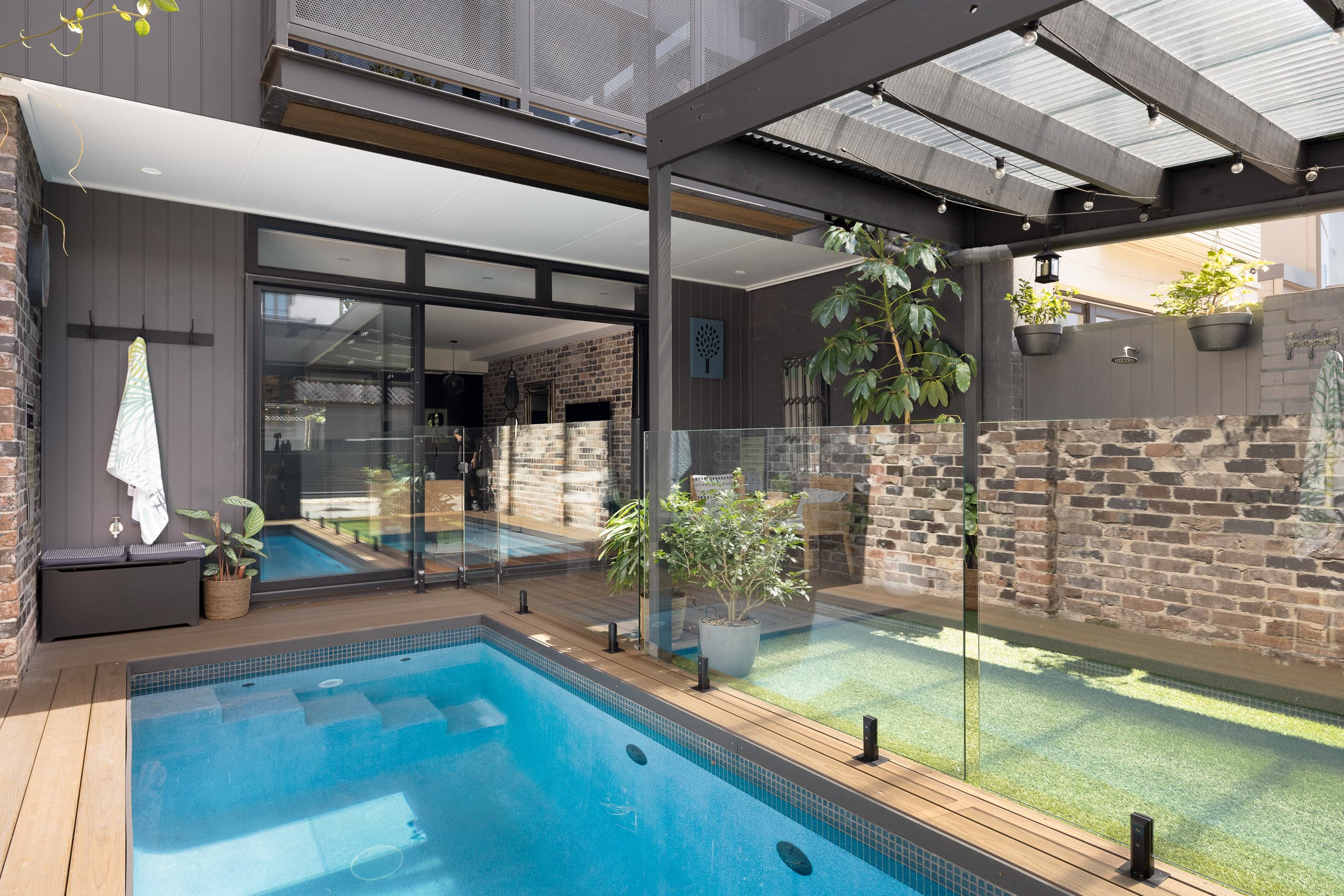 74 Suttor Street, Alexandria - Image 1