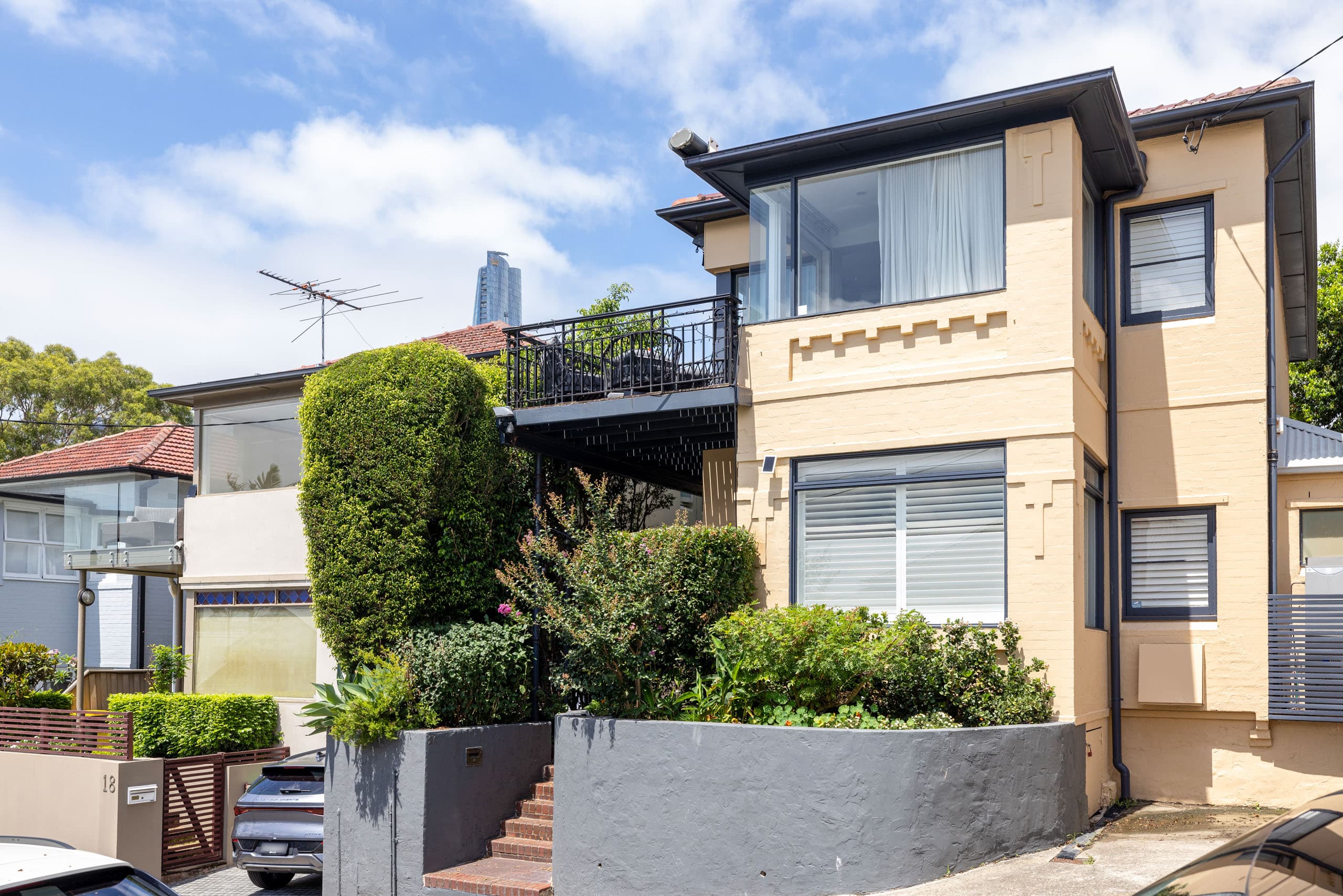 20 Paul Street, Balmain East - Thumbnail 2