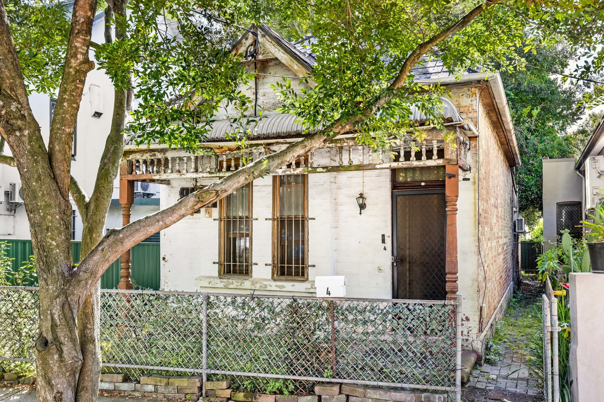 4 Aubrey Street, Stanmore - Image 1