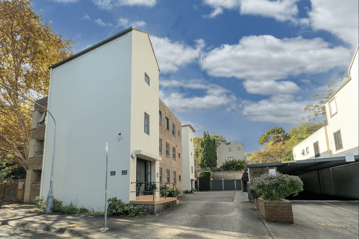 9/29 McKell Street, Birchgrove - Image 1