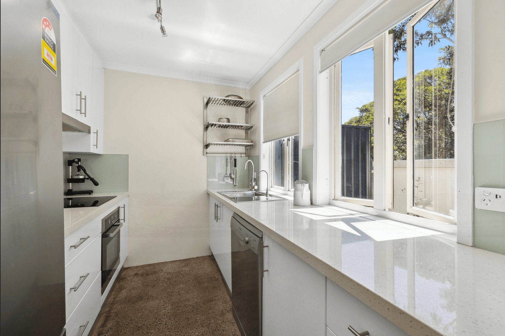 9/29 McKell Street, Birchgrove - Thumbnail 2