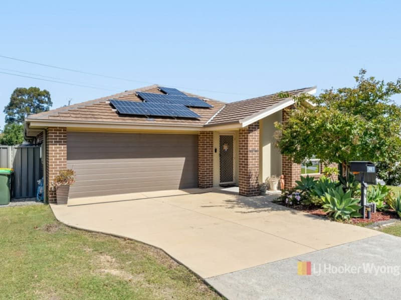 12 Oakmont Place, Woongarrah, Woongarrah - Image 1
