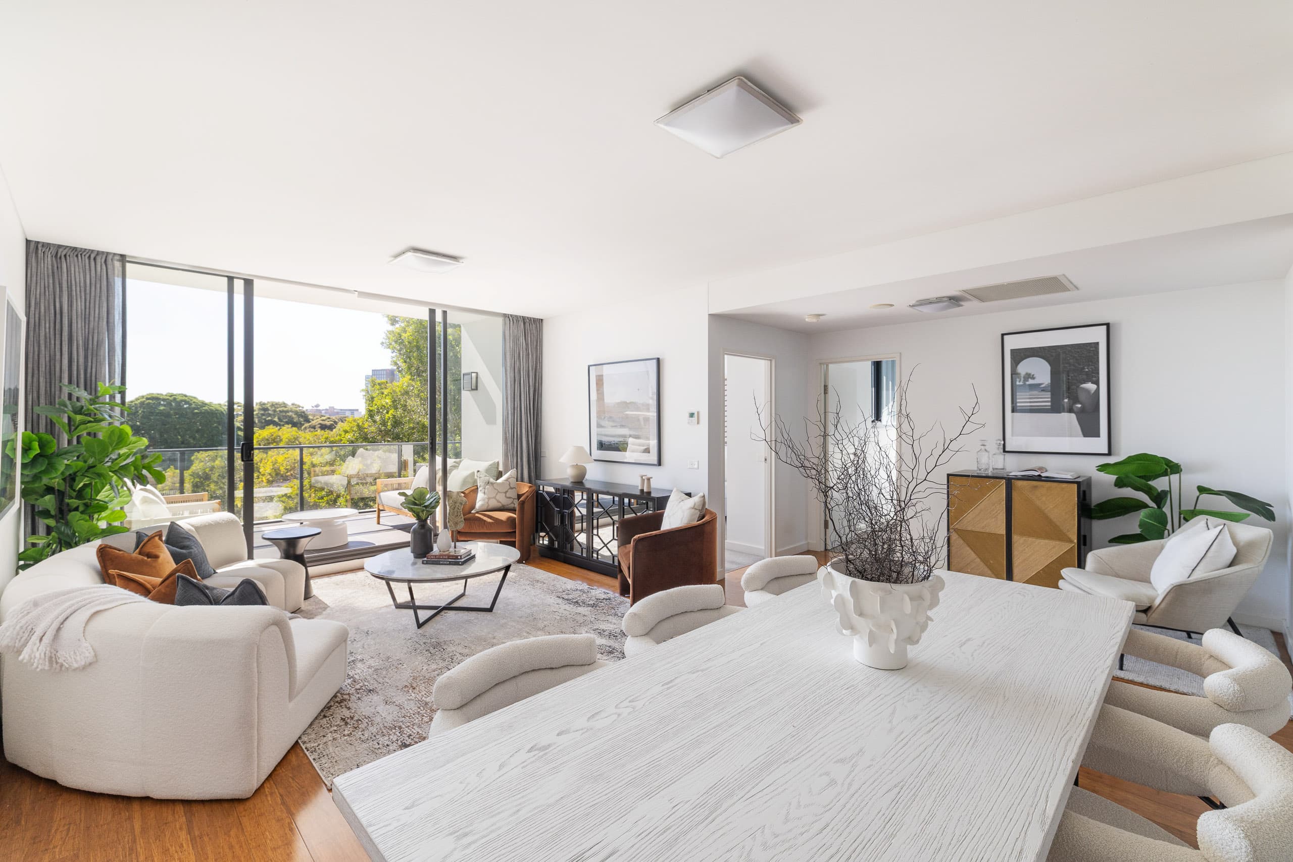 502/828 Elizabeth Street, Waterloo - Image 1