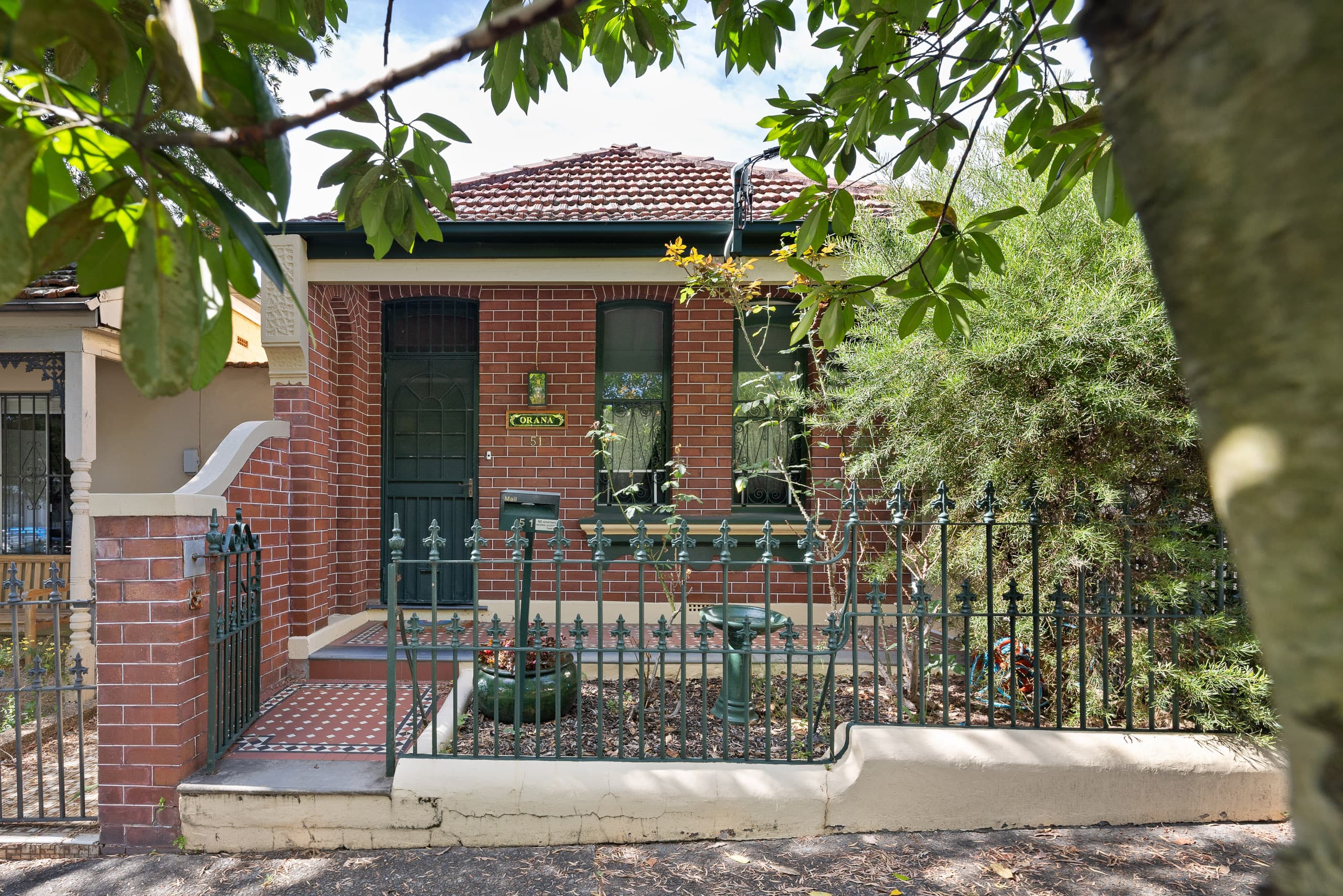 51 Clarendon Road, Stanmore - Image 1