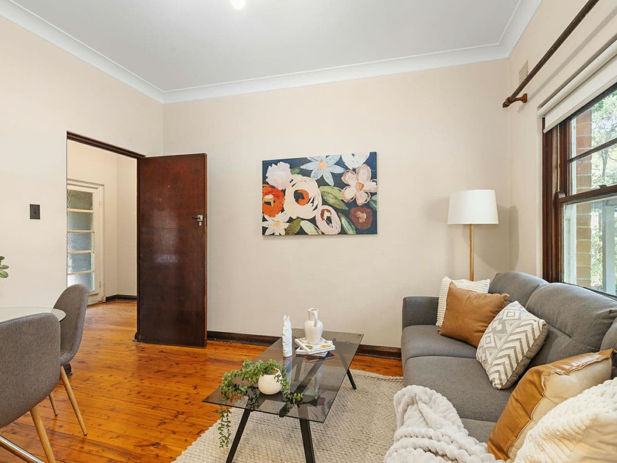 40 Silvia Street, HORNSBY, Hornsby - Thumbnail 3