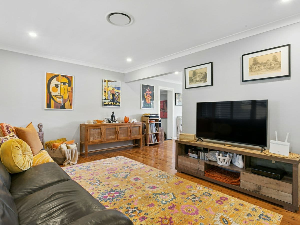 46 Dumbarton Place, ENGADINE, Engadine - Thumbnail 4