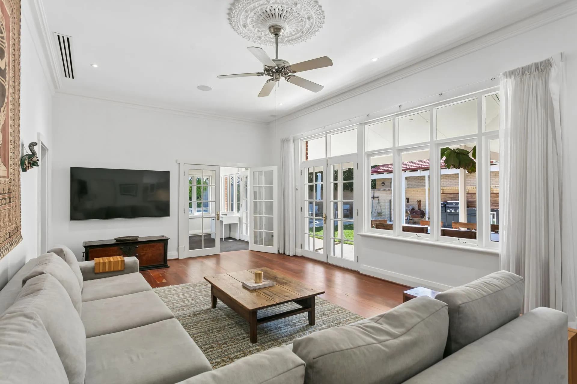 7 Archdeacon Street, Nedlands, WA, Nedlands - Thumbnail 2