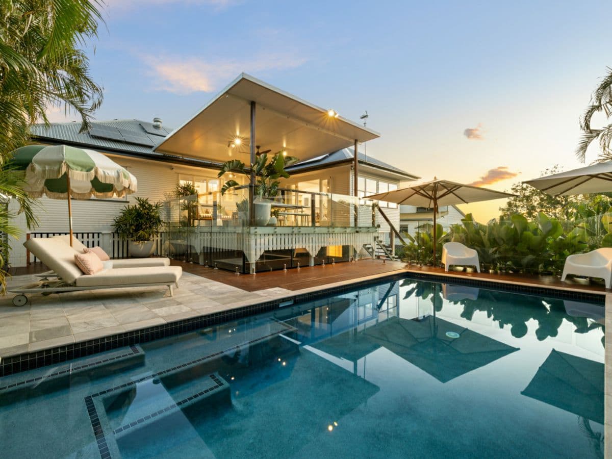 39 Sibley Road, WYNNUM WEST, Wynnum - Image 1
