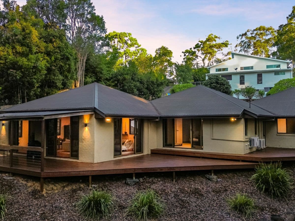 63 Simpsons Road, ELANORA, Elanora - Thumbnail 2