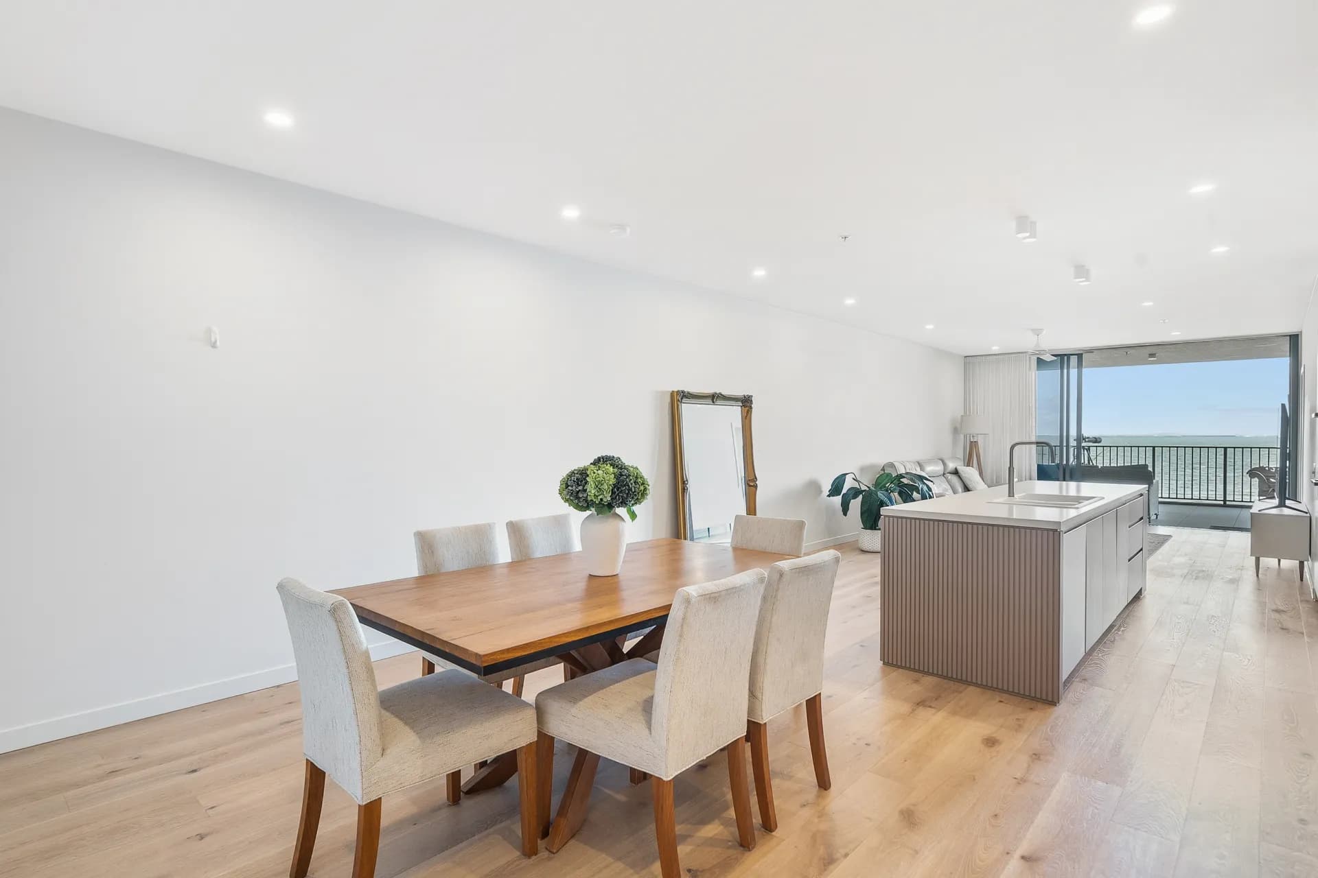 303/16 Woodcliffe Crescent, Woody Point, QLD, Woody Point - Thumbnail 5