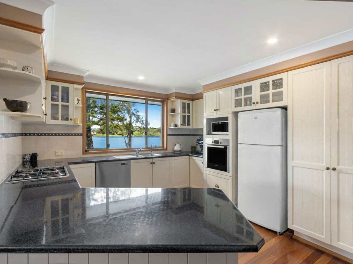 4 Wyuna Road, TWEED HEADS WEST, Tweed Heads West - Thumbnail 5