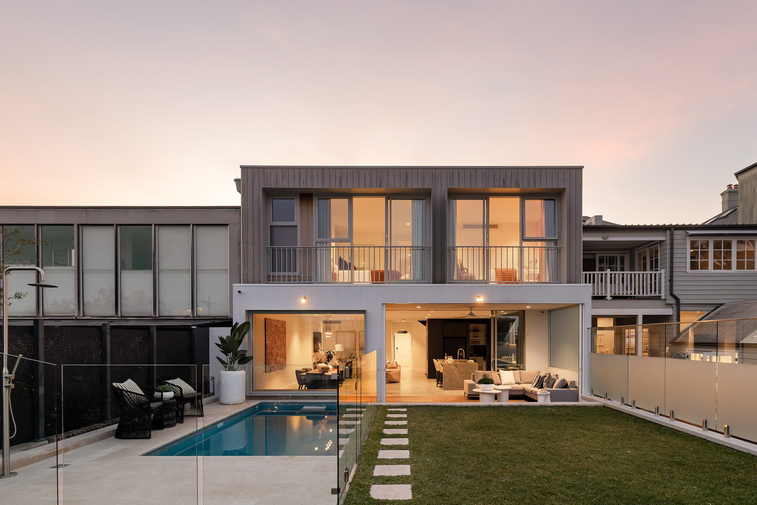 44 Mullens Street, Balmain - Thumbnail 2
