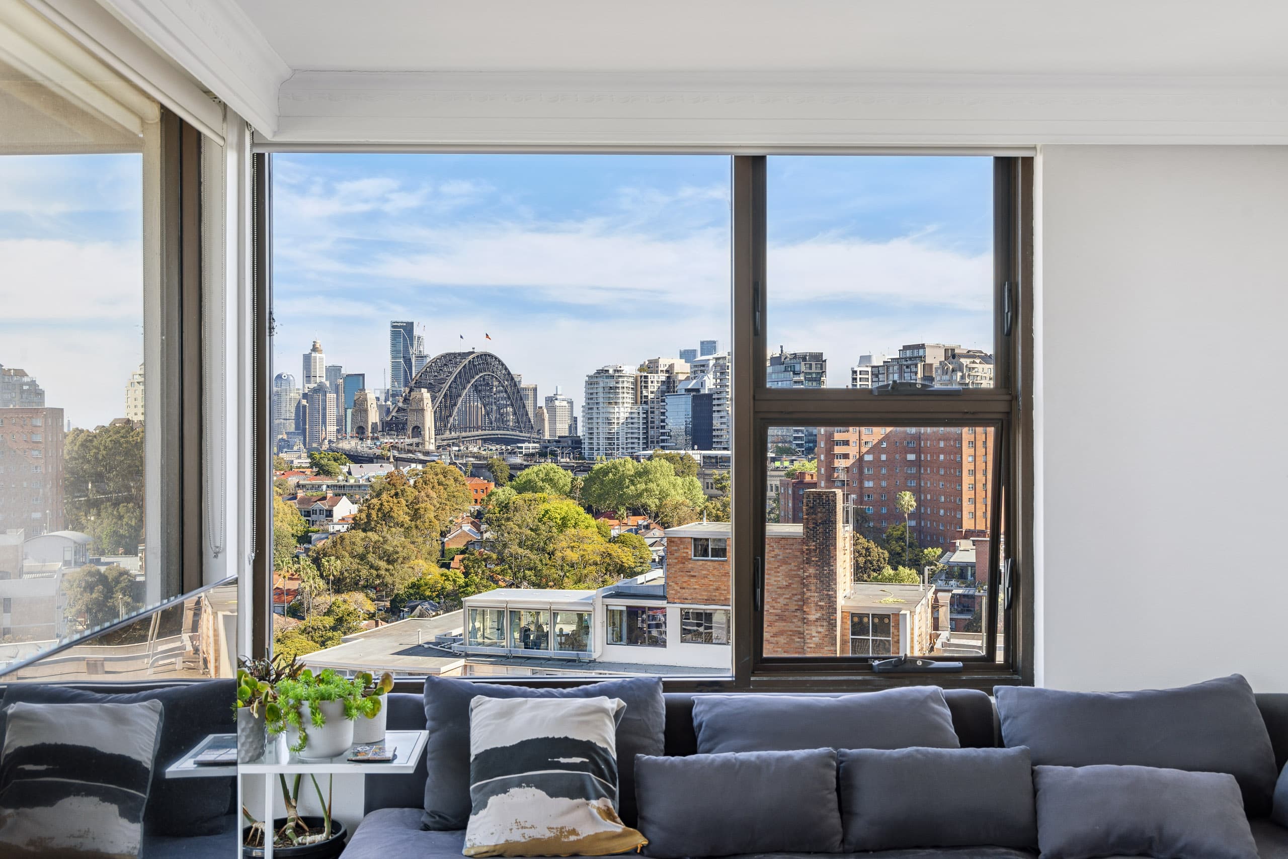 7B/50 Whaling Road, North Sydney - Image 1
