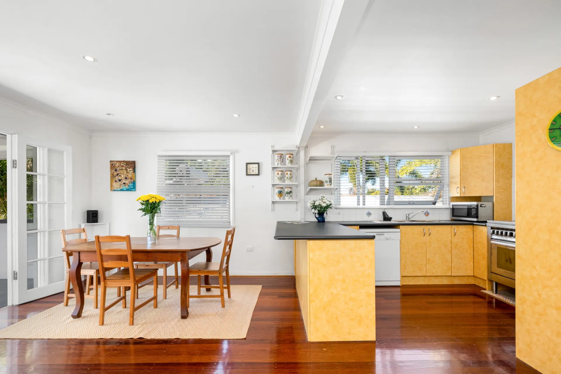 94 Irwin Terrace, Oxley, QLD, Oxley - Thumbnail 5