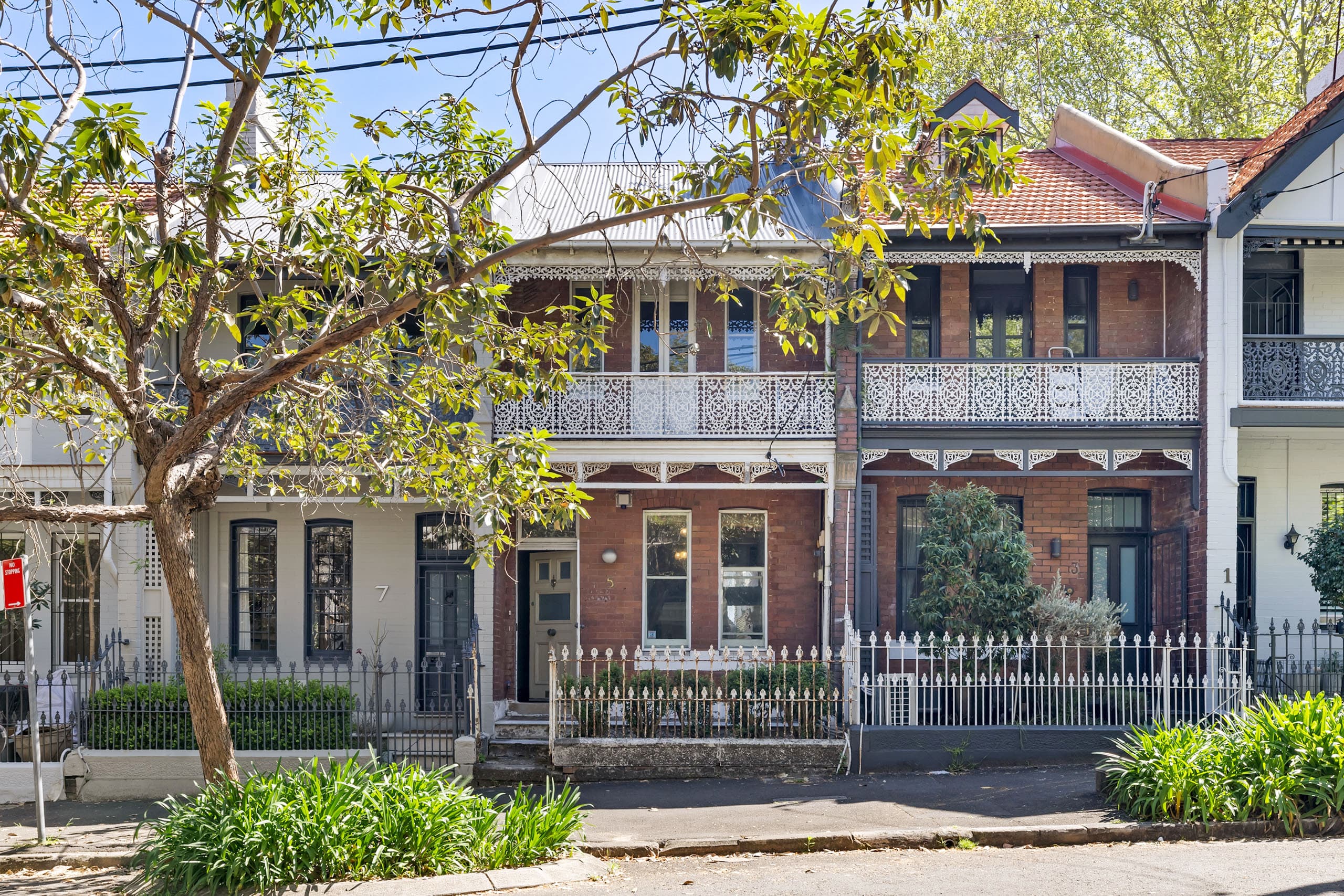 5 Richards Avenue, Surry Hills - Image 1