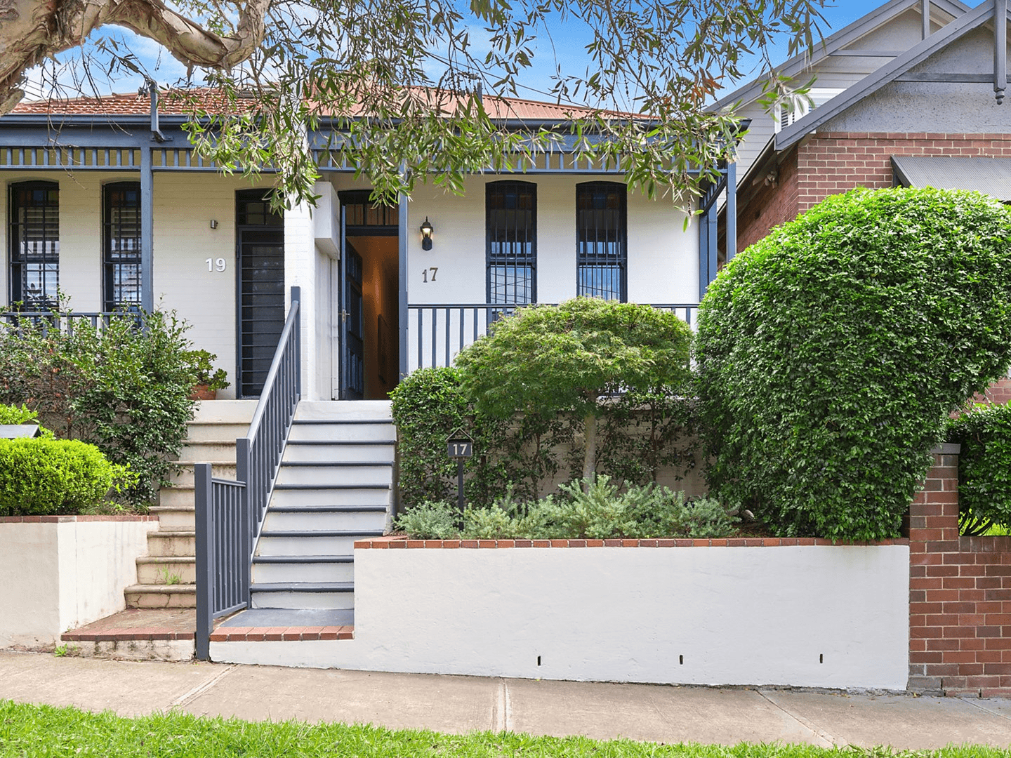 17 Ryan Street, Lilyfield - Image 1
