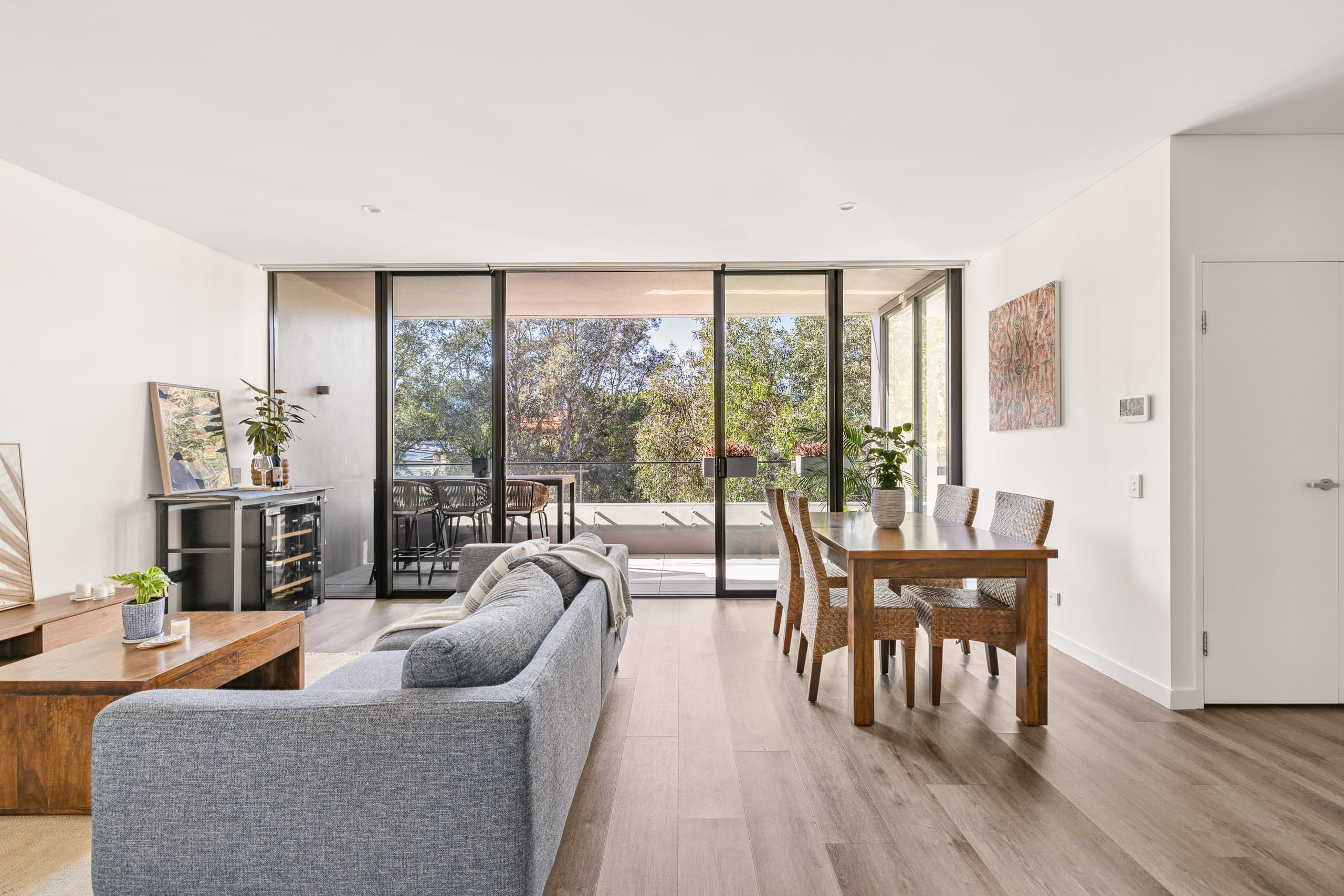 205/707 Elizabeth Street, Waterloo - Image 1