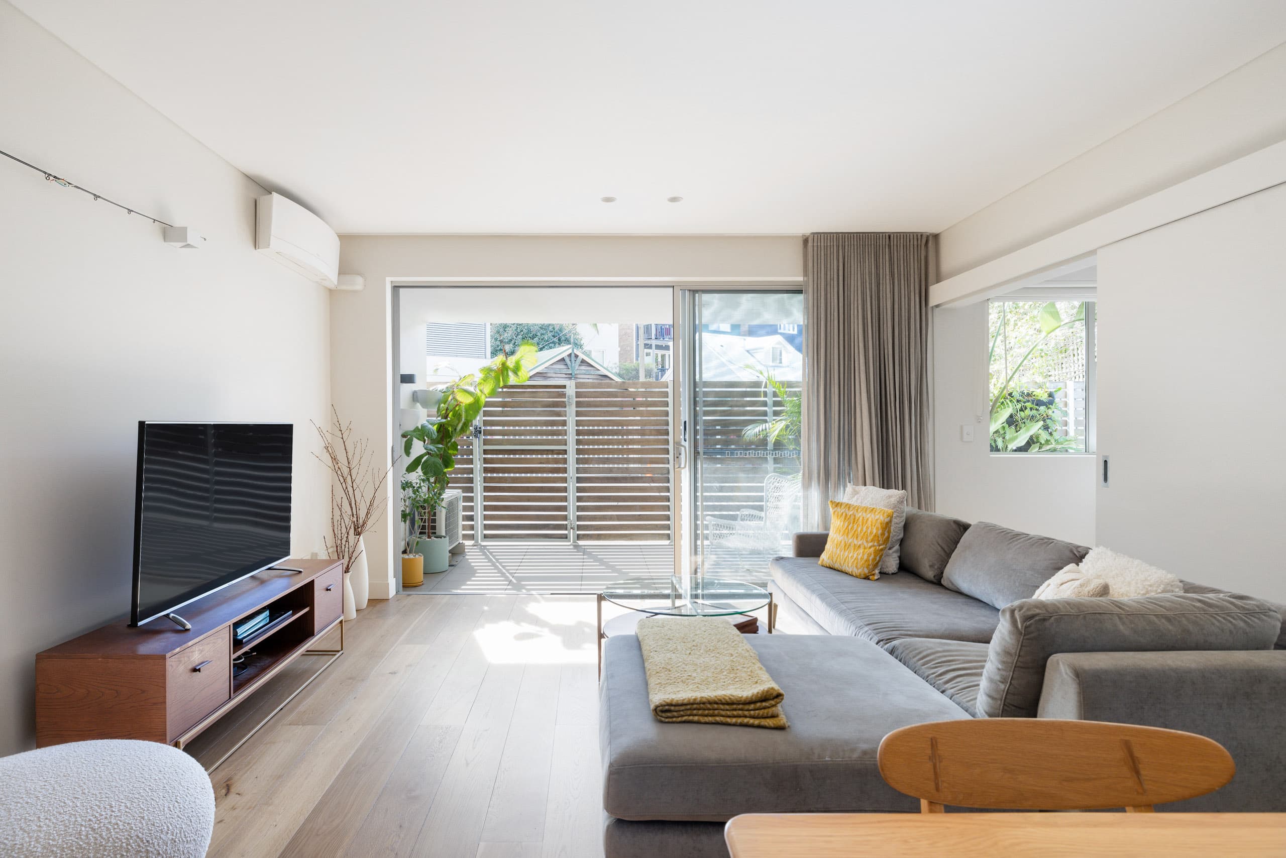 2/19 Poate Road, Centennial Park - Image 1