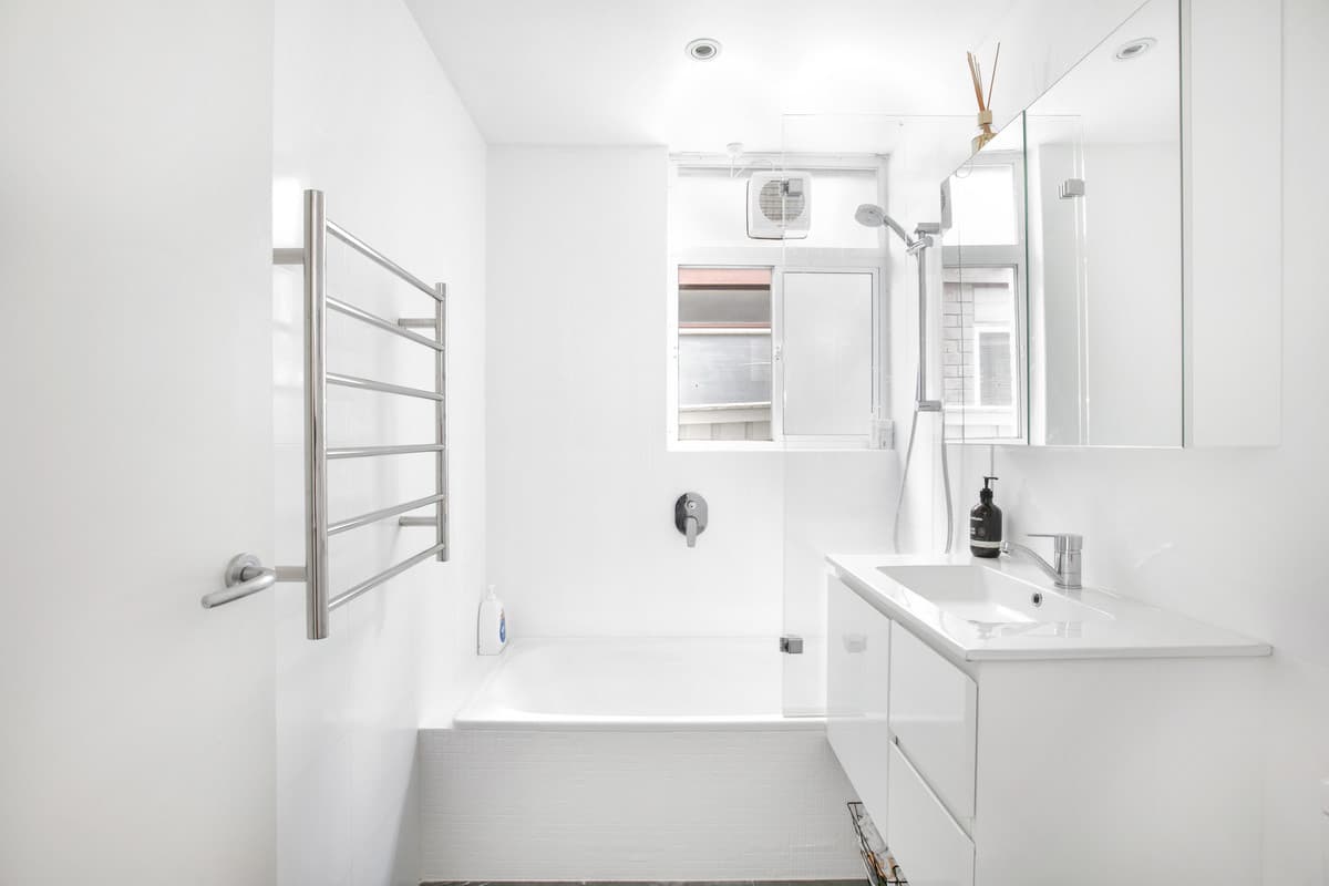 19 Dock Road, Birchgrove - Thumbnail 8
