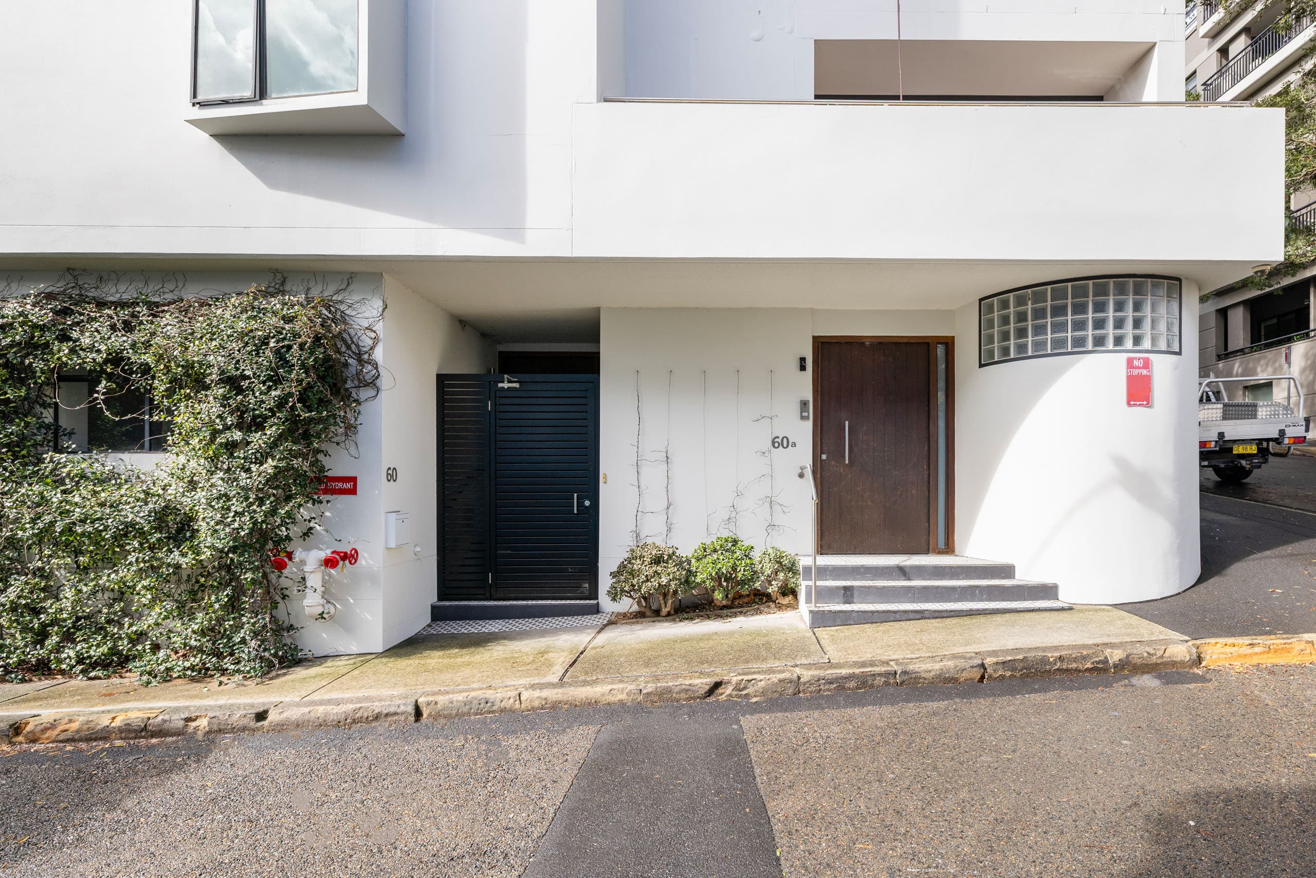 60 Little Riley Street, Surry Hills - Image 1