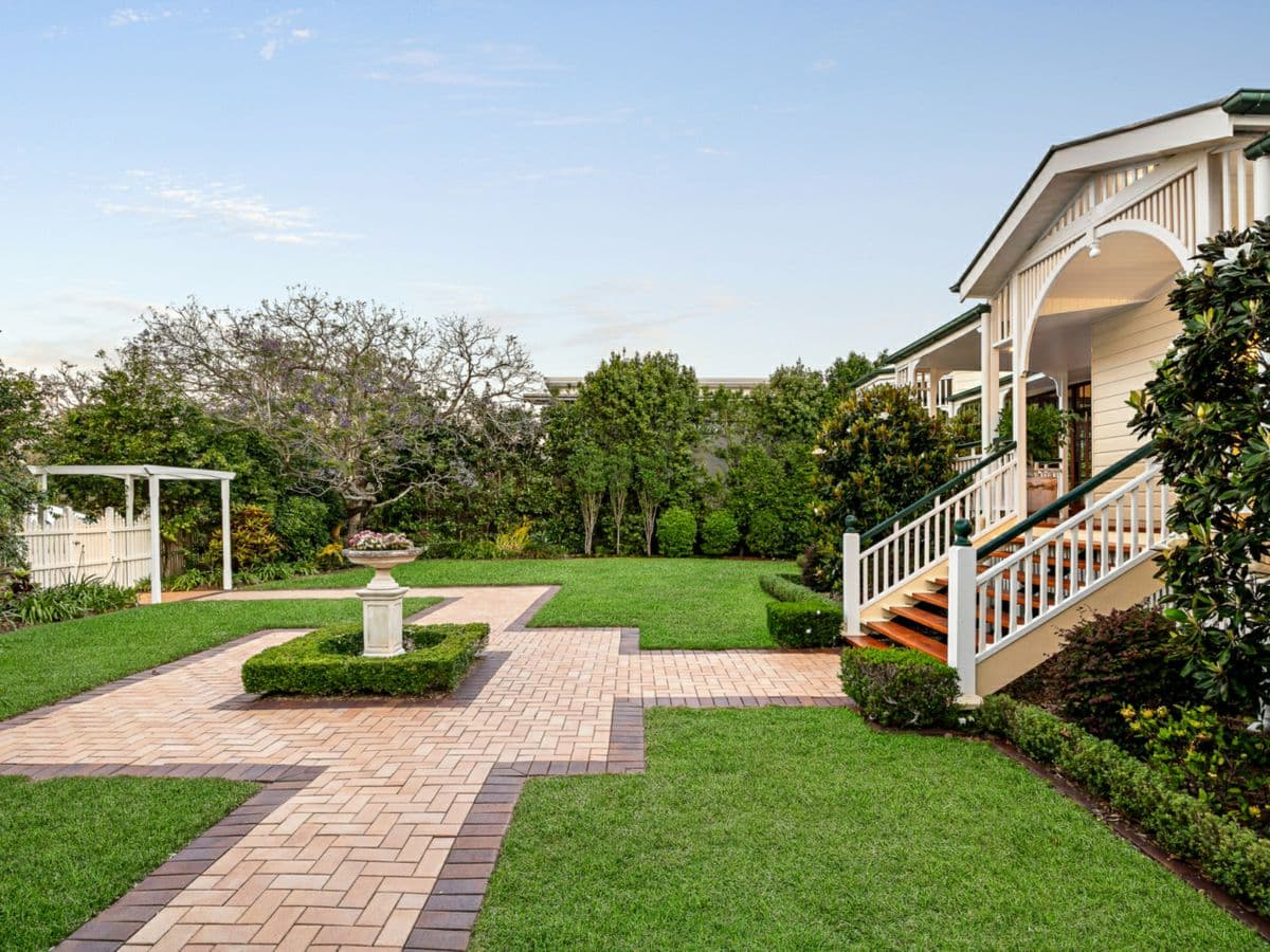 51 Goldieslie Road, INDOOROOPILLY, Indooroopilly - Thumbnail 4