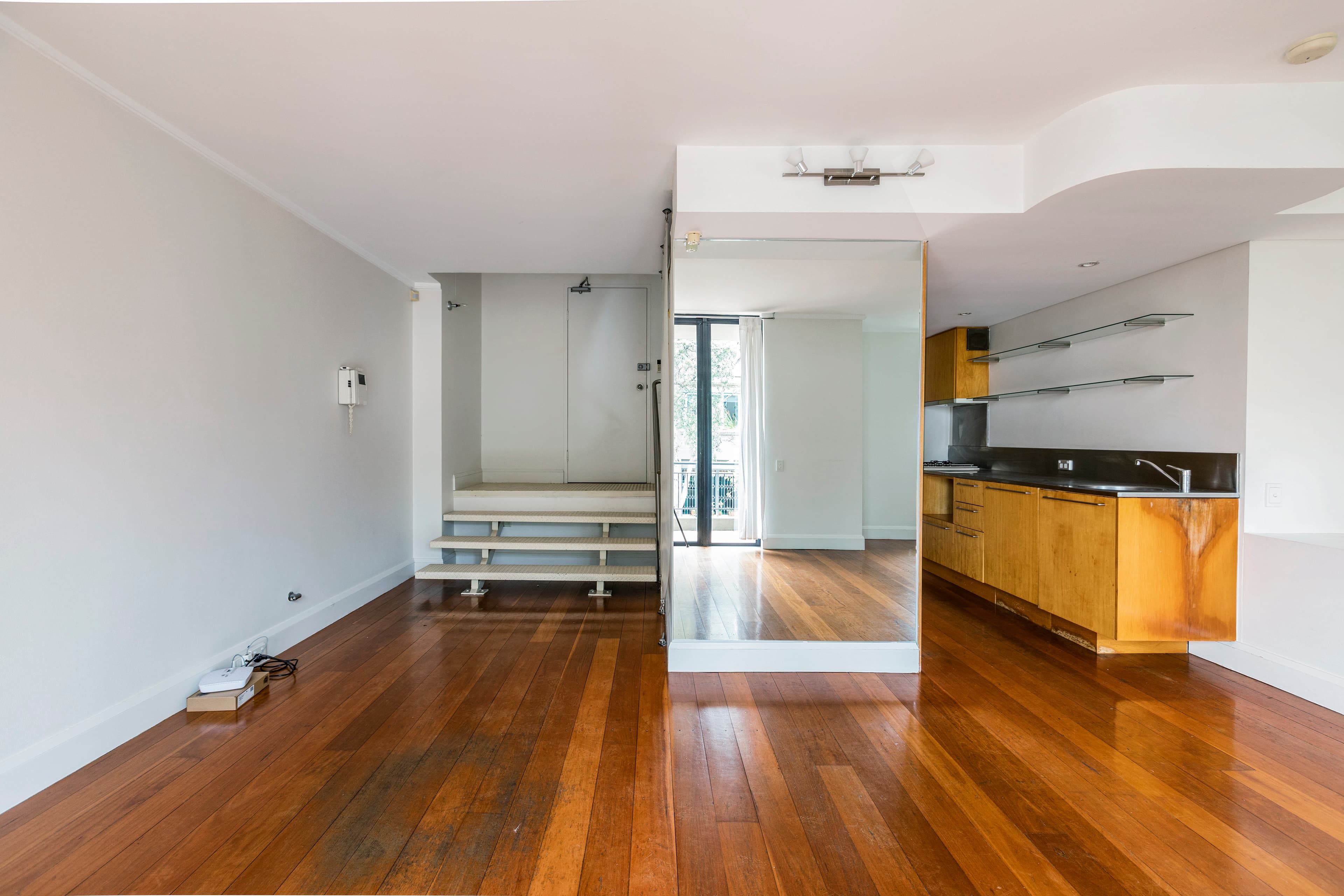 4/12-22 Corben Street, Surry Hills - Thumbnail 6