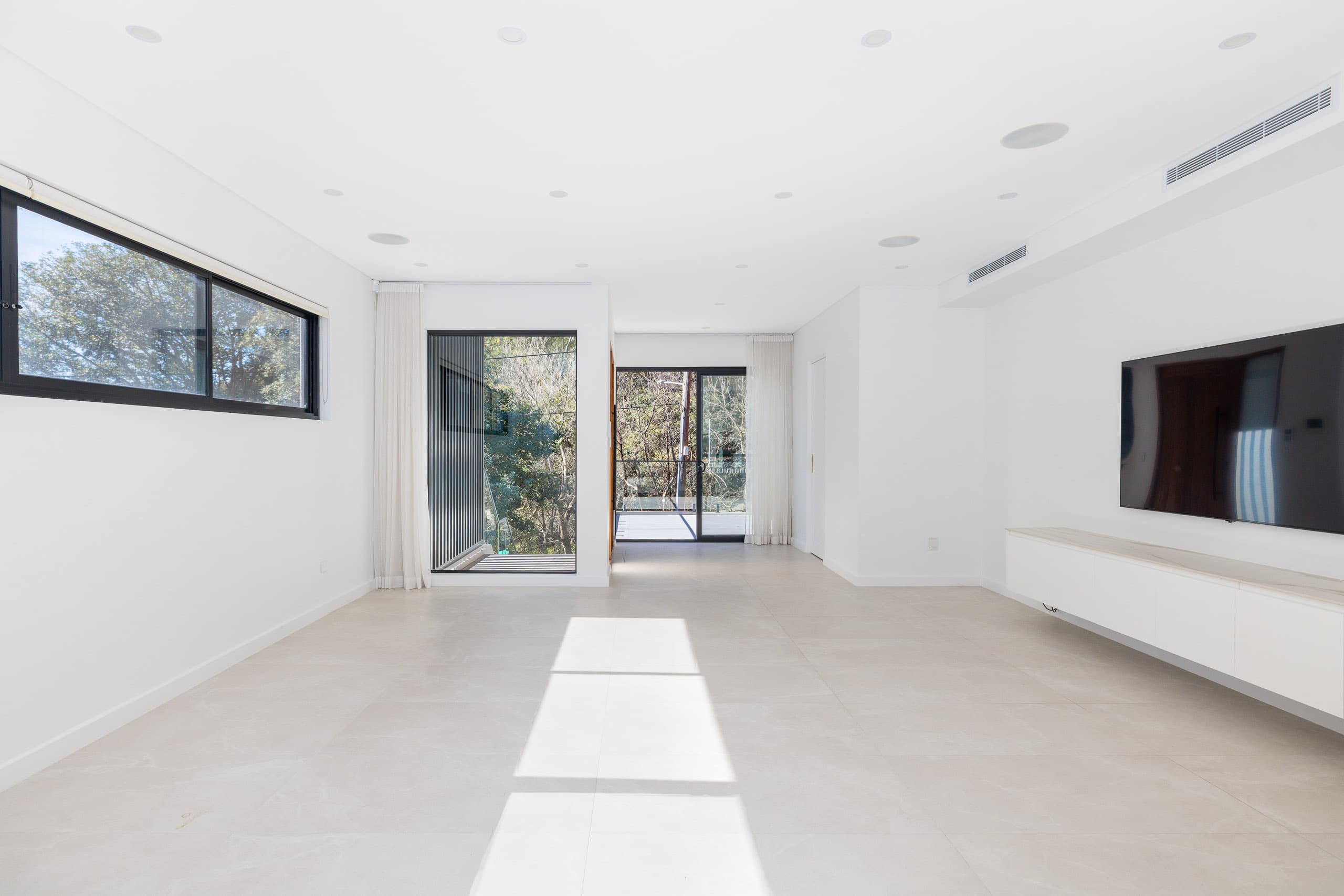 11 Pains Road, Hunters Hill - Thumbnail 2