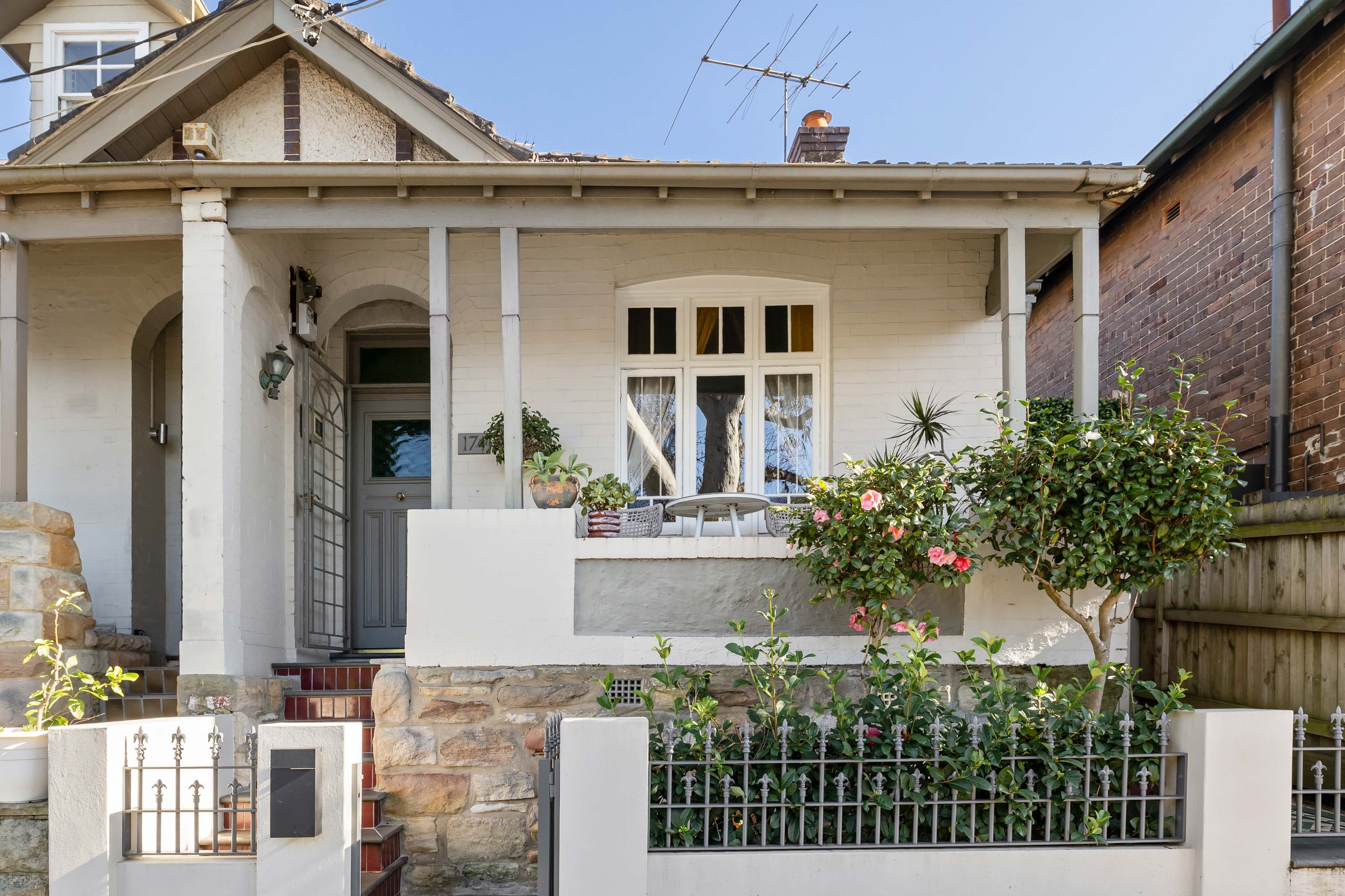 174 View Street, Annandale - Image 1