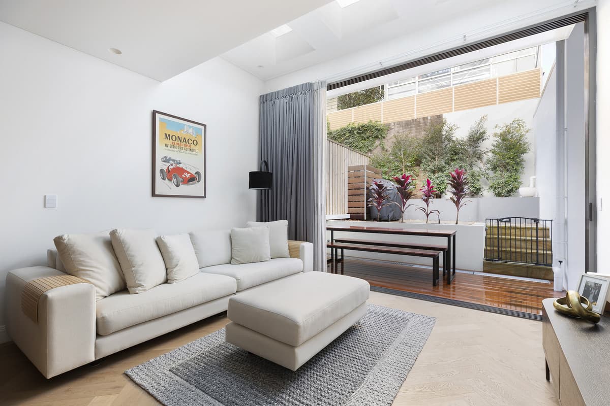109 Birchgrove Road, Birchgrove - Thumbnail 2