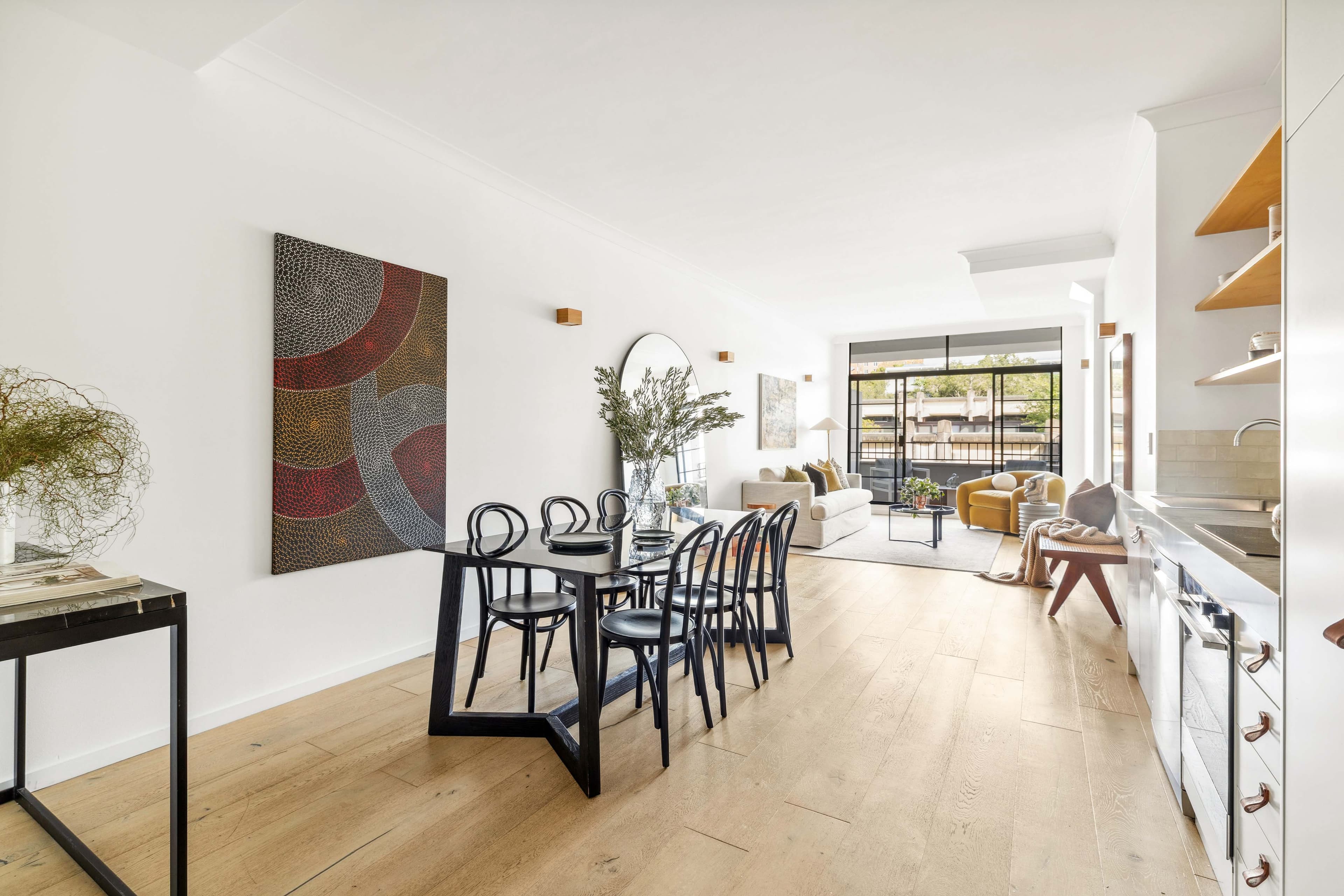 302/82-92 Cooper Street, Surry Hills - Thumbnail 2