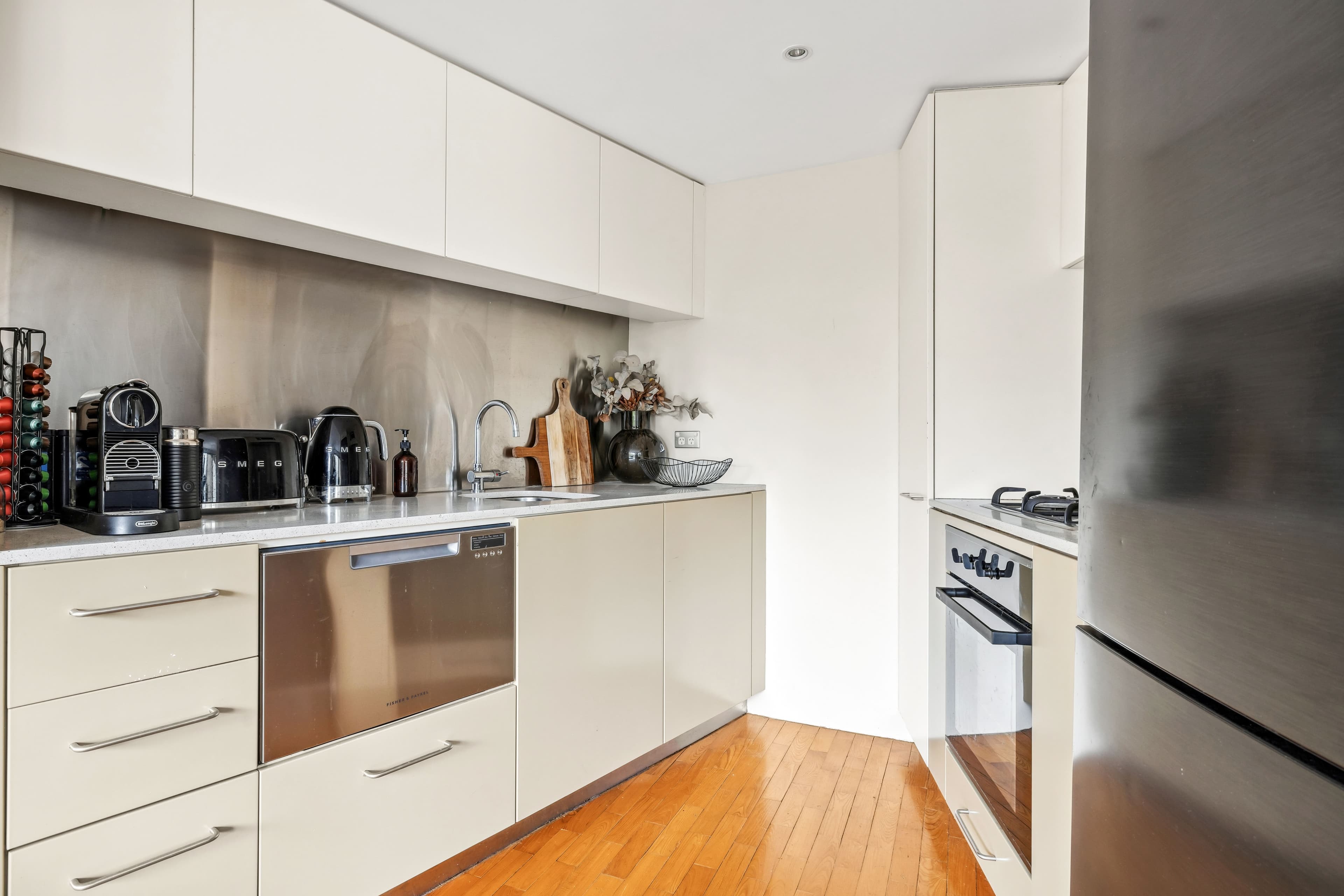 401/2 Elizabeth Bay Road, Elizabeth Bay - Thumbnail 7